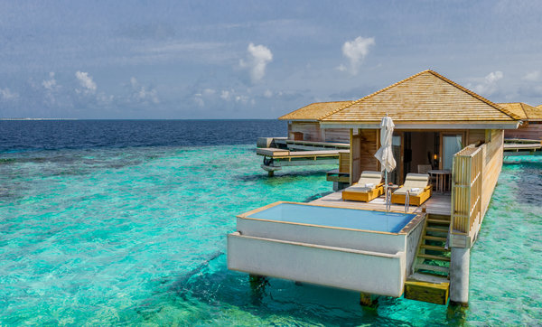 Ocean/Lagoon Pool Villas