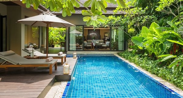 Beachfront Layan Pool Villa